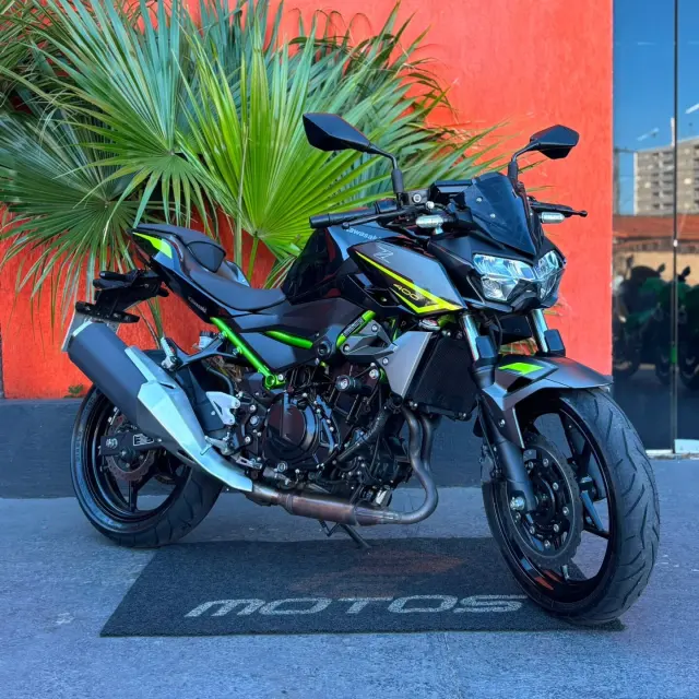 Kawasaki Z400
