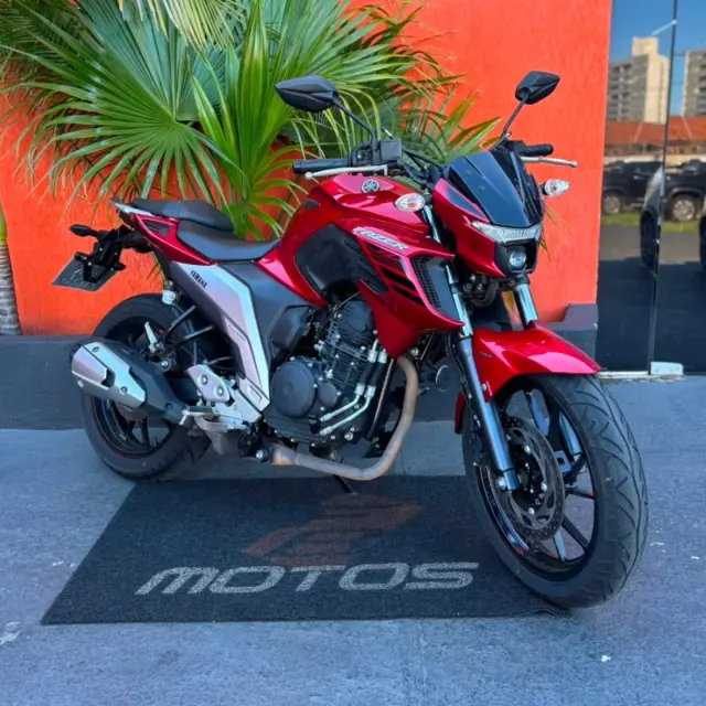 Yamaha FZ25