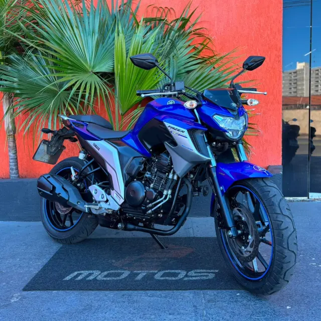 Yamaha FZ25
